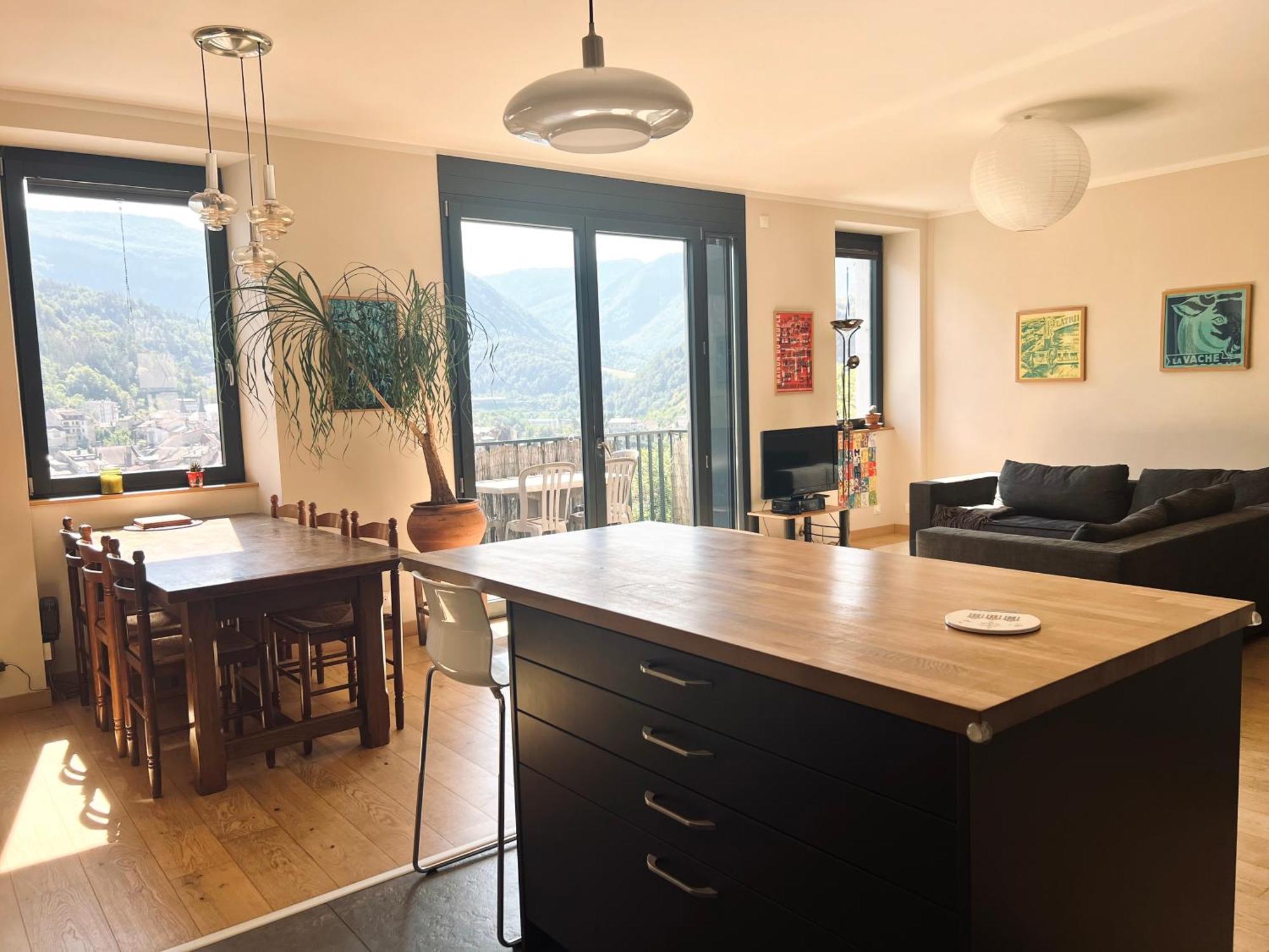 Le Balcon Du Boulevard Bellevue Сен-Клод Екстериор снимка